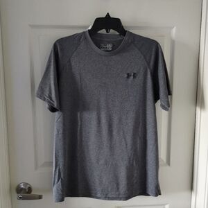 Under Armour Men's Charcoal Grey Loose Fit T-Shirt Size M